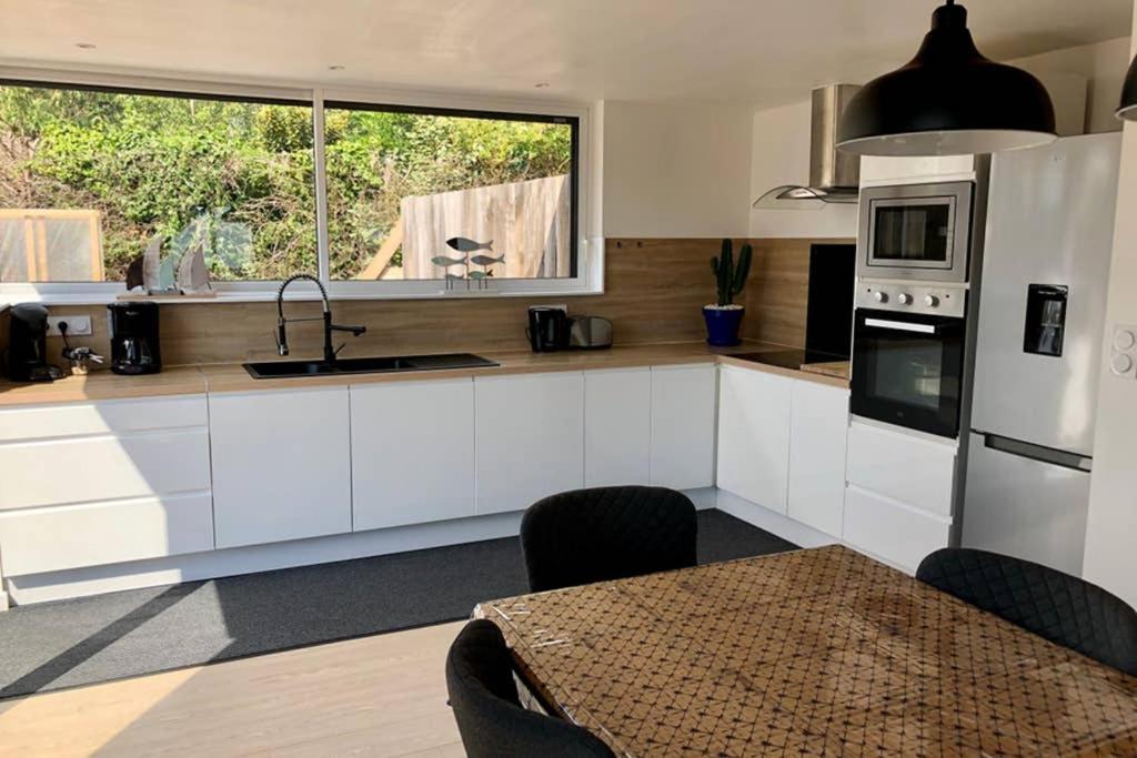 Maison Avec Spa Cote De Granit Rose Trégastel Buitenkant foto