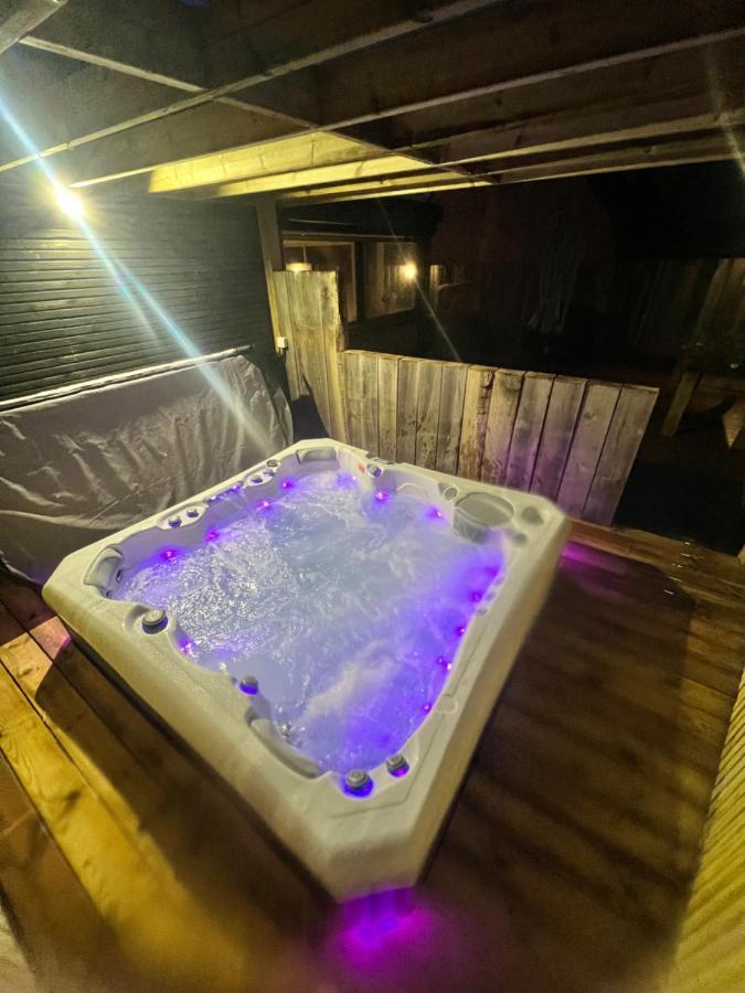 Maison Avec Spa Cote De Granit Rose Trégastel Buitenkant foto
